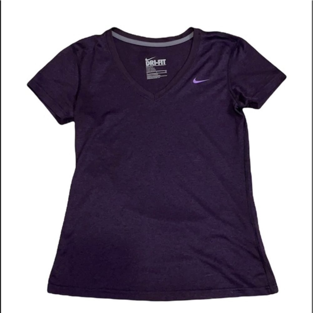 Nike Dri-Fit Training T-Shirt V Neck Purple Top Woman Small Short Sleeve